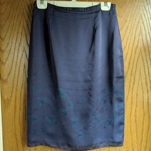 Express purple skirt with leaf pattern 5/6